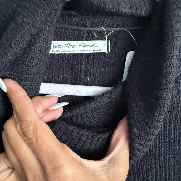 NWT Free People|We The Free| Moon Daisy Pullover - Picture 9 of 9